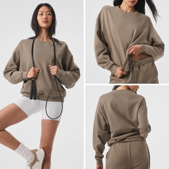 ALO Yoga Tops - ALO Yoga Accolade Crew Neck Pullover in Gravel (Tan), Size XS (22" PTP)